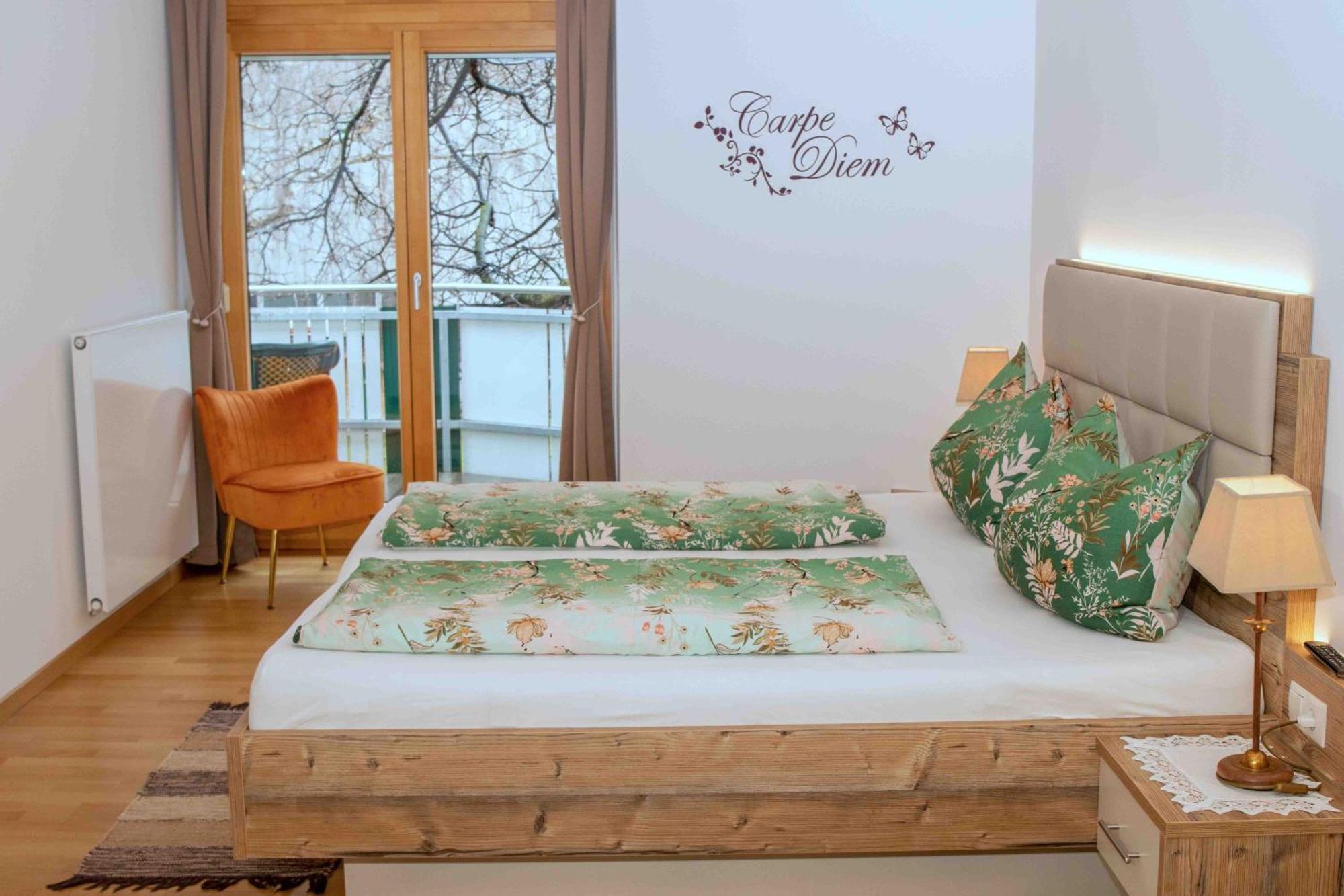 Apartamento Obstbauernhof Fohlenhof Lasa Exterior foto